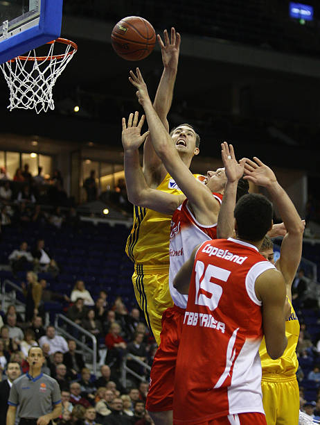 屡受质疑 屡受质疑